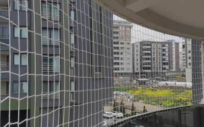 Balkon Filesi Nasıl Takılır? Delmeli ve Delmesiz Montaj Rehberi