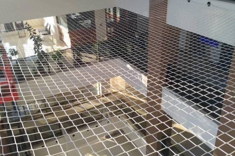 Galeri Boşluğu Güvenlik Filesi 10x10 mm – Düşme Önleyici Ağ
